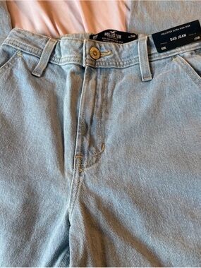 2/$25💌 Hollister Light Blue Dad Jeans
